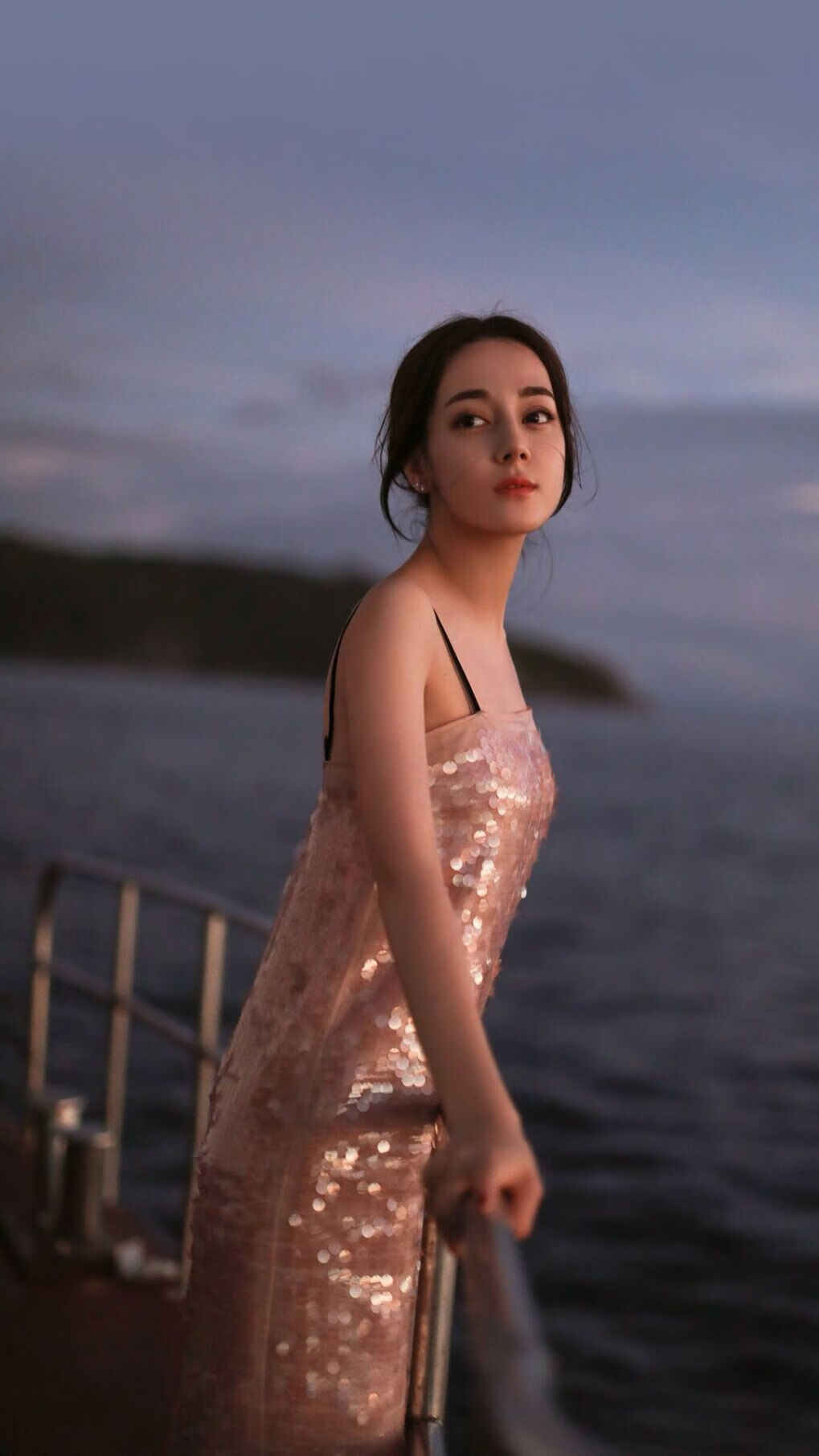 切尔西夺冠引发媒体热议，成热门话题，切尔西夺冠球迷反应